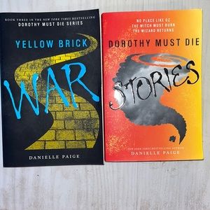 2 Dorthy Must Die Book from the series